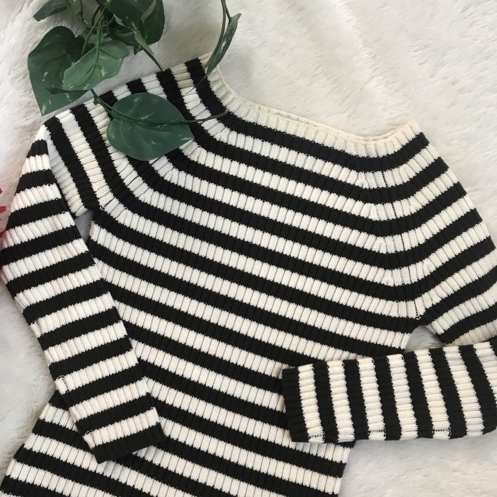 Loft sweater - Picture 2 of 5